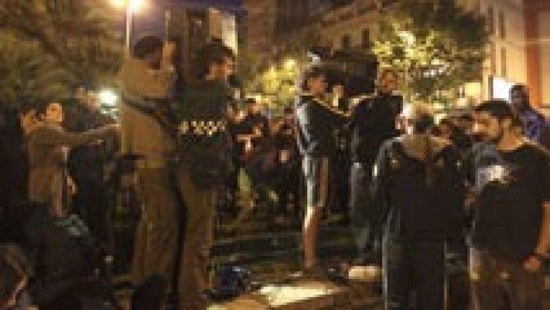 Nueva manifestación en Sants pese a la paralización temporal del derribo de Can Vies