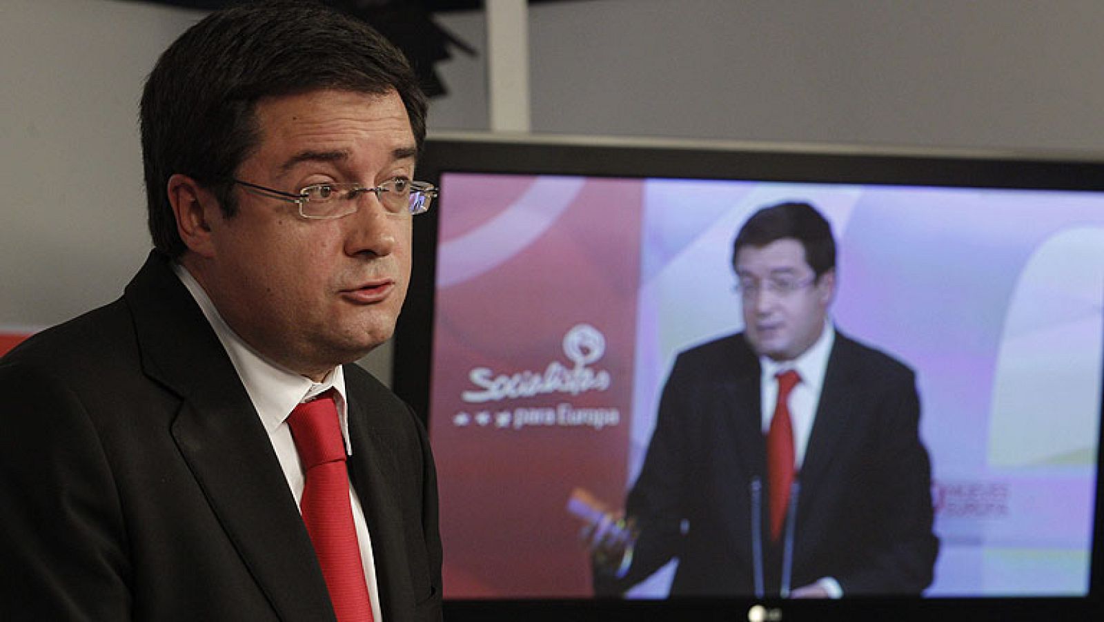 Óscar López encabeza la dimisión de la mitad de los miembros de la Ejecutiva de Castilla y León