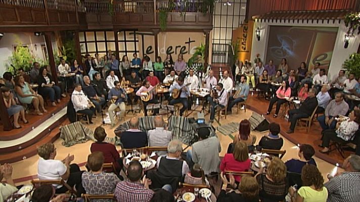 Tenderete - Tenderete - 01/06/14 "Tenderete" celebra el día de Canarias con "Los Tendereteros" y solistas de las Islas.