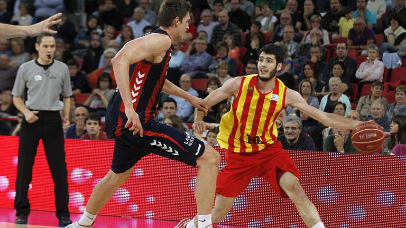Laboral Kutxa 71 - 95 FC Barcelona 