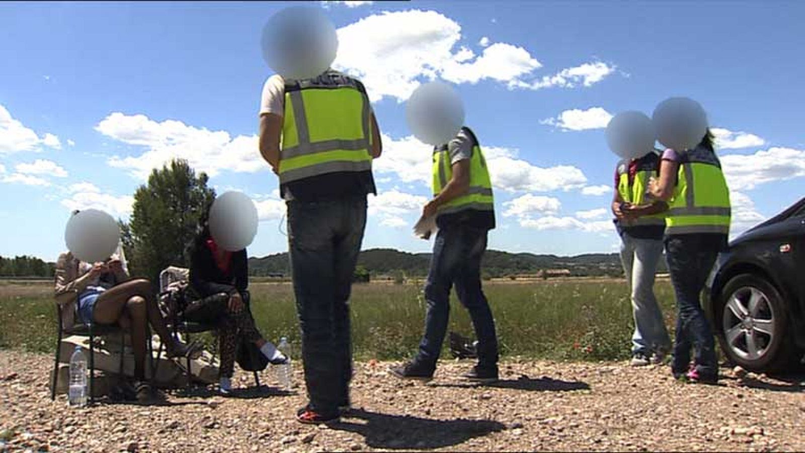 La Brigada de Extranjería de la Policía Nacional ofrece protección a prostitutas que están en las carreteras