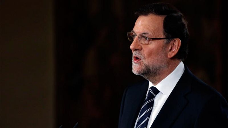 Rajoy anuncia que el rey Don Juan Carlos abdica