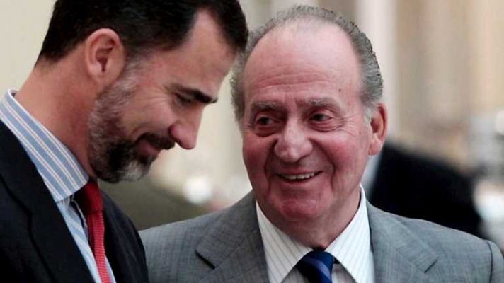 Especiales informativos - Especial Abdicación del rey (4)