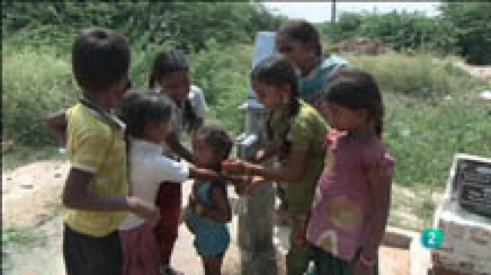 Para Todos La 2 - Vídeo - Ser mujer en India