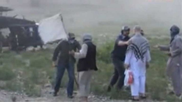 Telediario 1 - Vídeo de la liberación del soldado Berghald