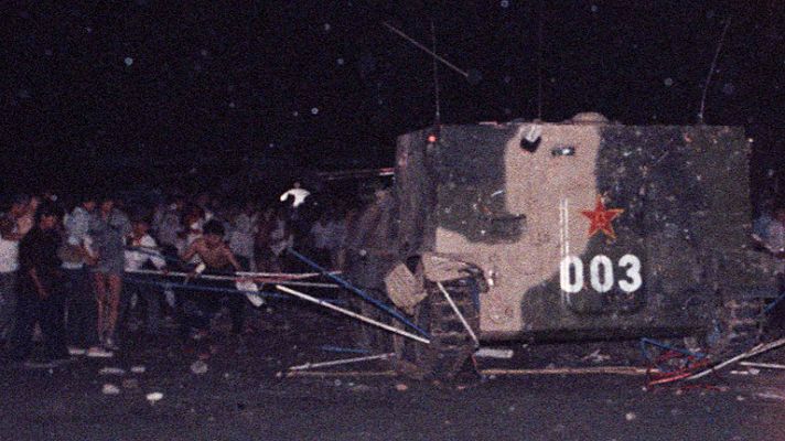 La tarde en 24h - J.L. Márquez sobre Tiananmen: "Con lo poco que me dio tiempo a ver, hubo mínimo tres mil muertos"