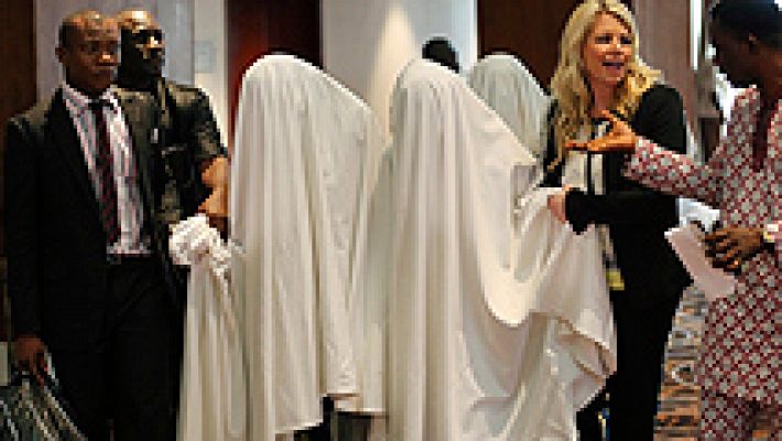 Telediario 1 - Las madres de las niñas secuestradas en Nigeria cuentan su calvario