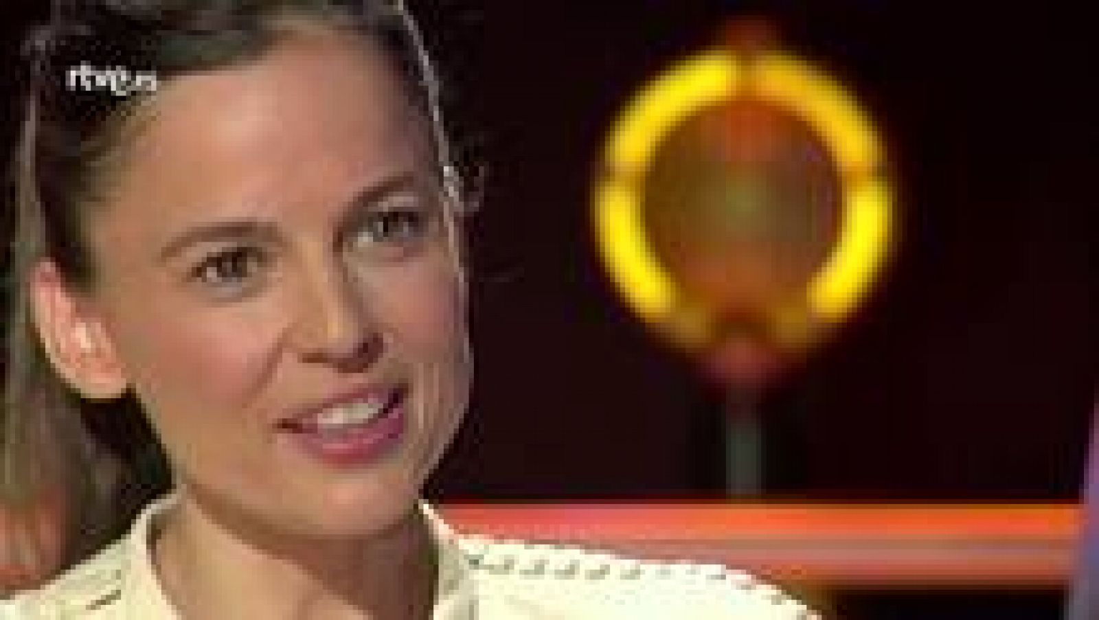 Atención obras: Entrevista completa a la actriz Elena Anaya | RTVE Play