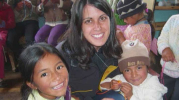 Telediario 1 - Elegir ayudar a los demás como destino de vacaciones