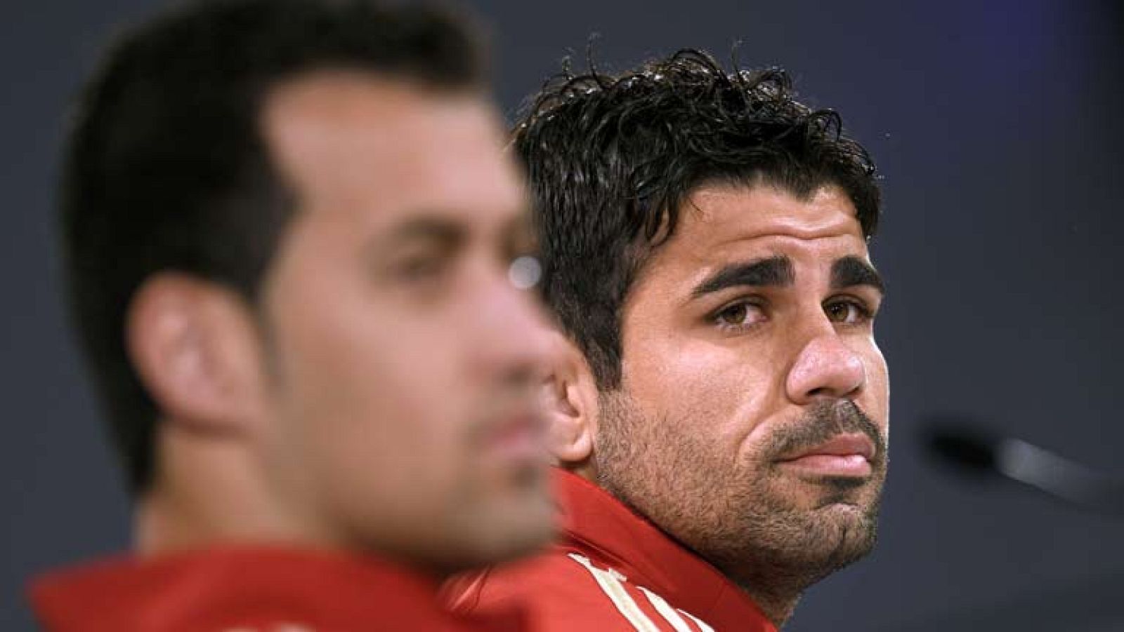 El delantero hispanobrasileño de la selección española, Diego Costa, ha dicho en la rueda de prensa desde Curitiba, que cada vez se "encuentra mejor" y que está a "tope".