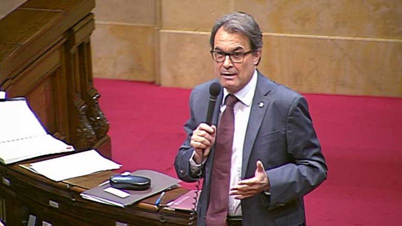 Cruce de acusaciones entre el presidente Mas y la portavoz del PP en el Parlament