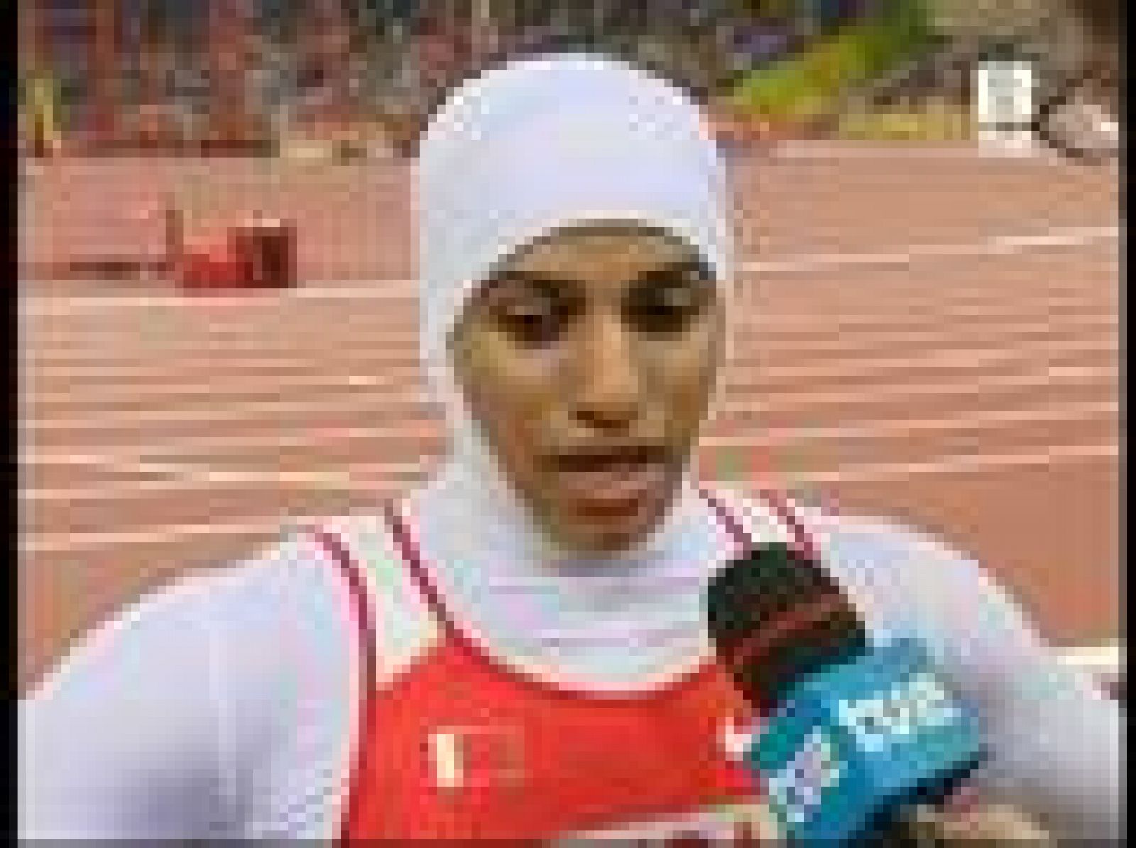   La bahrainí Al-gassra se cuela en las semifinales de los 200 metros con todo el cuerpo cubierto de acuerdo con la religión que profesa.