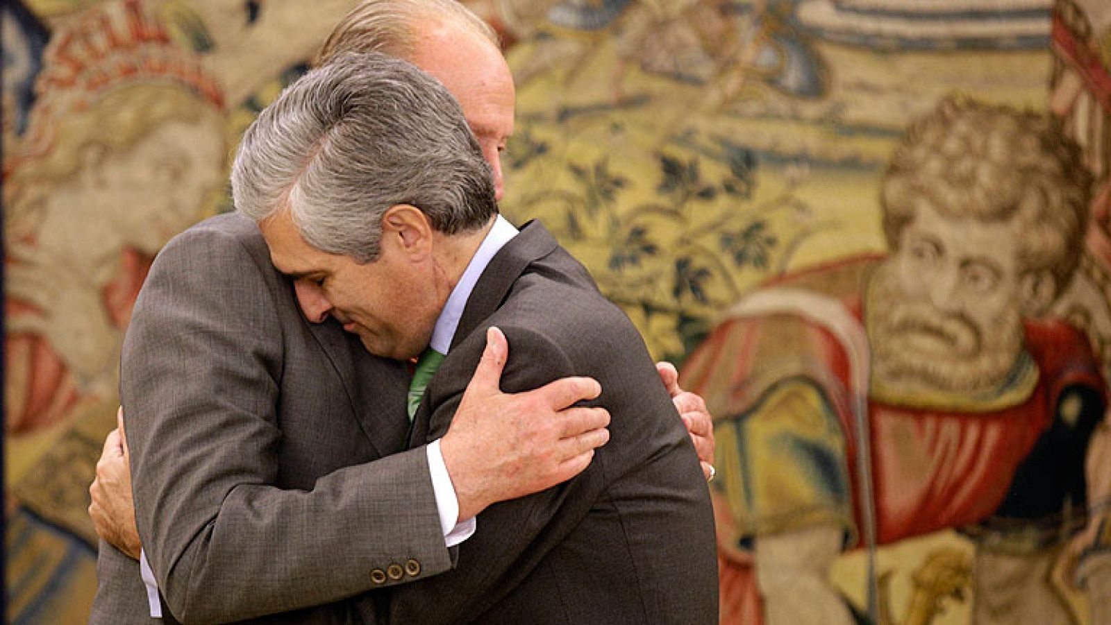 Emotivas y últimas audiencias del rey en la Zarzuela