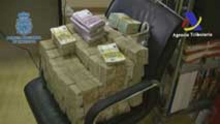 Telediario 1 - Más de 3000 operaciones de blanqueo de capitales en 2013