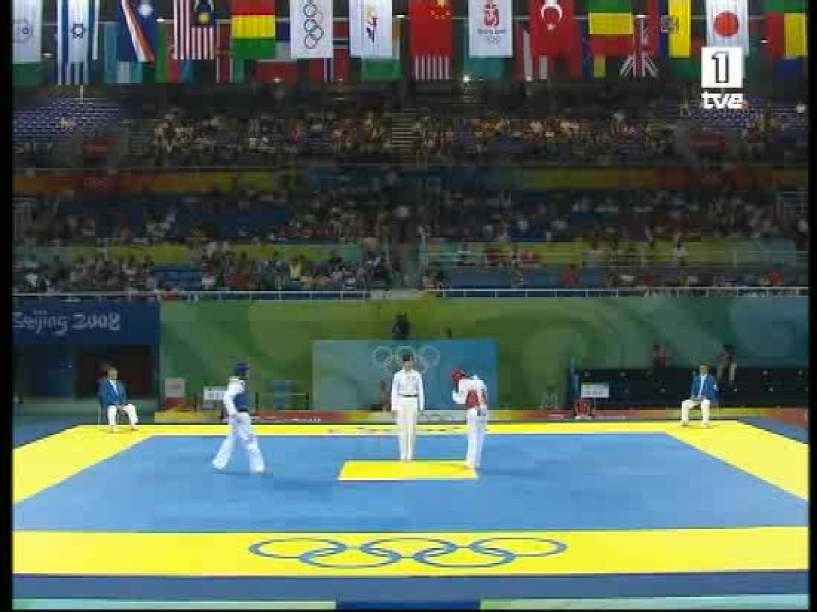 El taekwondista Juan Antonio Ramos pasa a cuartos tras vencer al beliceño Alfonso Martínez por 2-1.