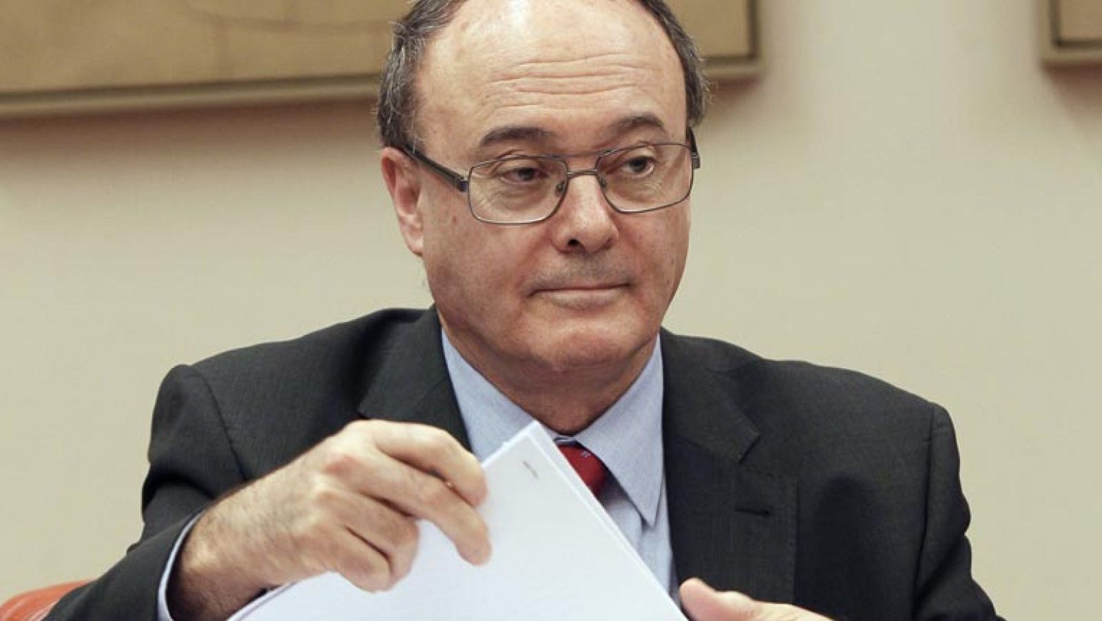 Linde recuerda que el déficit público debe recortarse en 55.000 millones antes de 2017