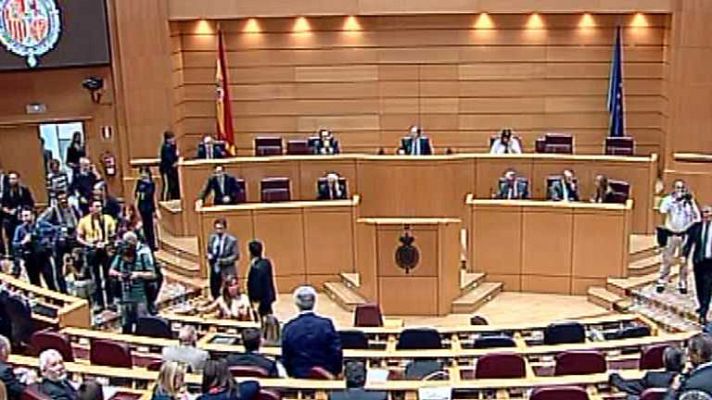 Especiales informativos - Proyecto de la Ley de Abdicación desde el Senado (1)