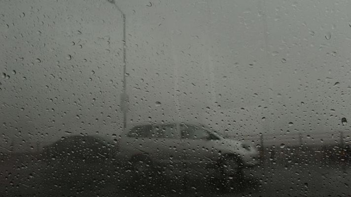 El tiempo - Chubascos y tormentas localmente fuertes en Galicia