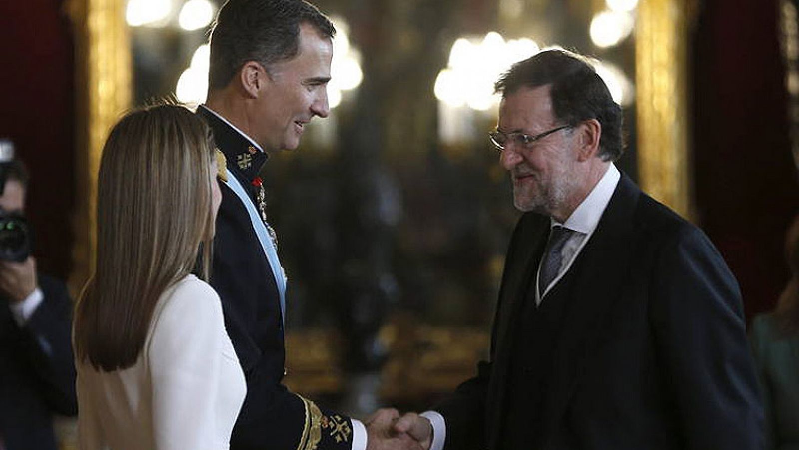 El rey Felipe VI celebra este viernes su primer despacho con el presidente Mariano Rajoy