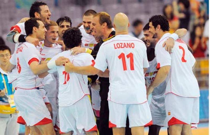 España se mete en semifinales al vencer a Corea por 29-24.