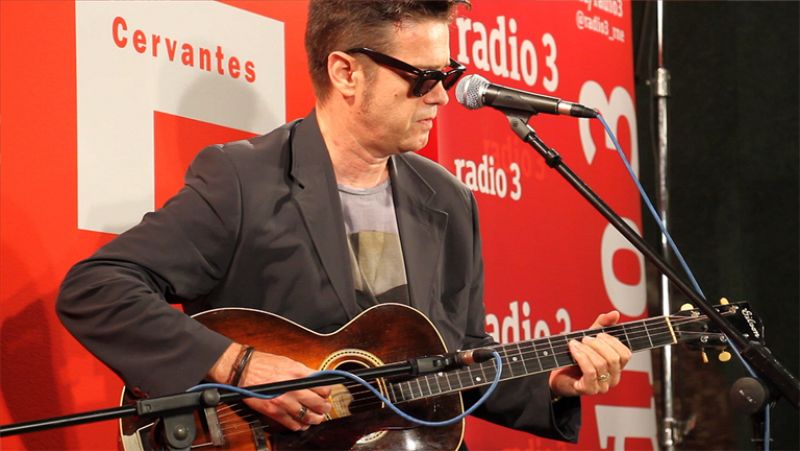  Santiago Auserón - El forastero