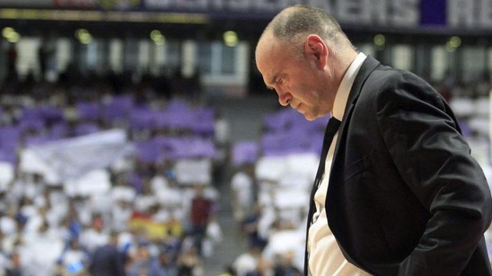 Telediario 1 - Laso: "Me duele más el arbitraje que el pie"