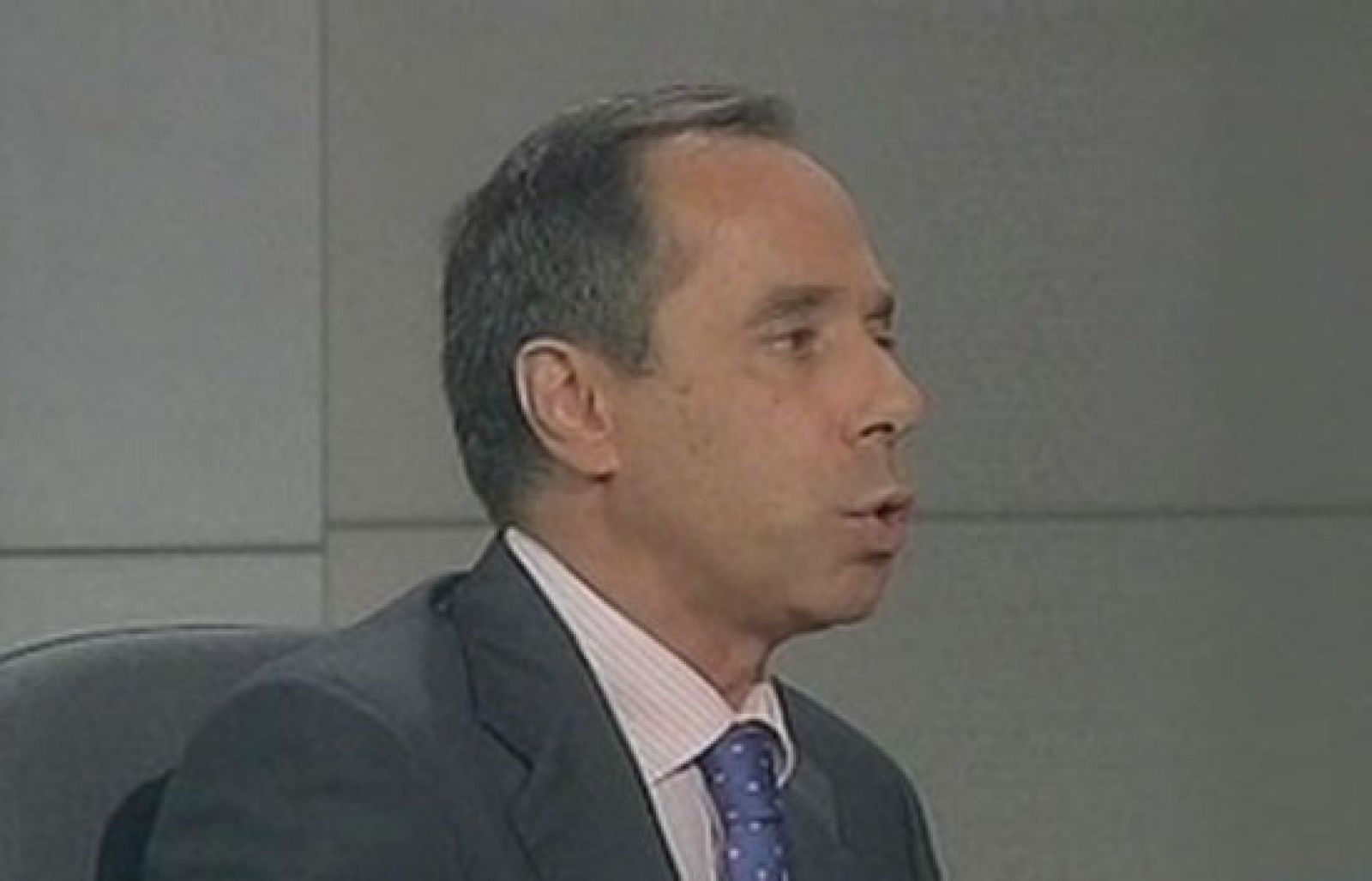 Entrevista a Javier Martín-Sanz, Decano del Colegio Oficial de Pilotos de Aviación Civil | Ver