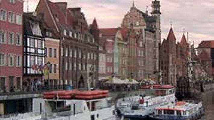 Telediario 1 - Rajoy llega a Gdansk para presidir con Tusk la X cumbre hispano-polaca