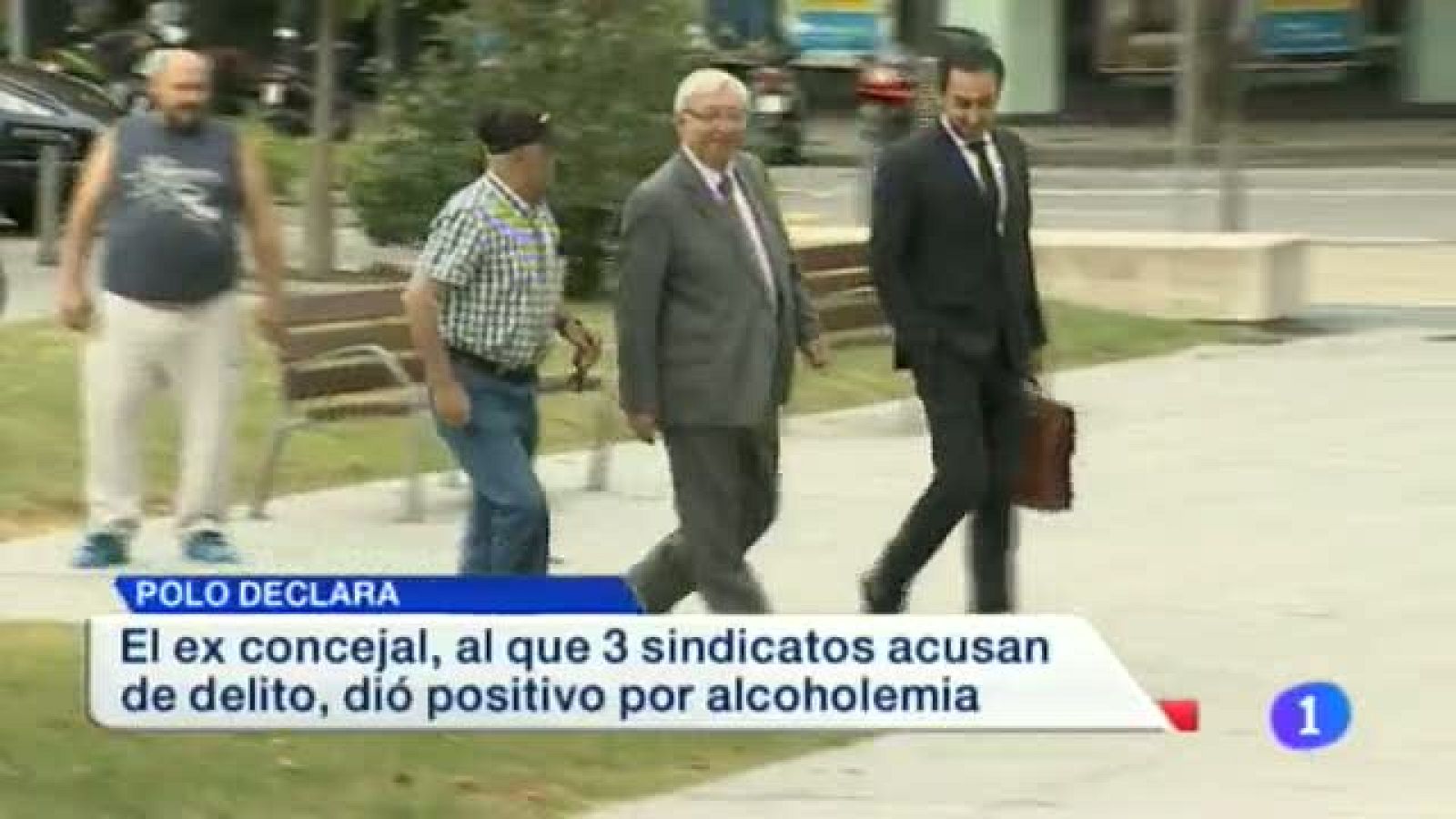   El exconcejal de Pamplona multado por alcoholemia al volante, declara en la Audiencia al ser acusado por 3 sindicatos policiales de responsabilidades penales. La Cámara de Comptos cuestiona en un informe la privatización de las cocinas hospitalarias en Navarra. El candidato a la Secretaría General del PSOE, Eduardo Madina, departe con los socialistas navarros. Armenteros, a punto de ser traspasado de Osasuna al Chiapas Jaguar mejicano. - 24/06/2014