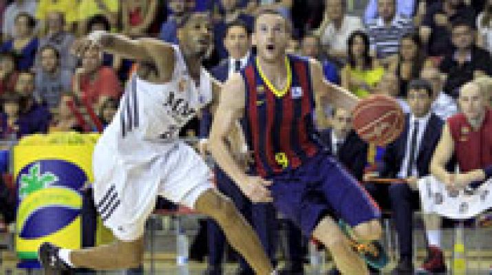 Telediario 1 - El FC Barcelona, a una victoria de levantar el título de la ACB