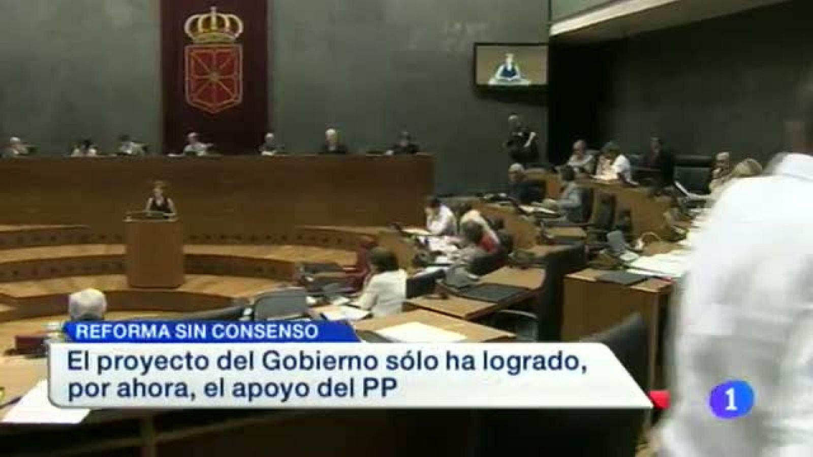    La mayoría de los grupos políticos son contrarios a la reforma fiscal que impulsa el Ejecutivo de UPN y que de momento, sólo apoya el PP. Yolanda Barcina remarca que se trata de un proyecto abierto a las sugerencias del resto de partidos. Jan Urban es el favorito para entrenar a Osasuna en Segunda División. 26/06/2014