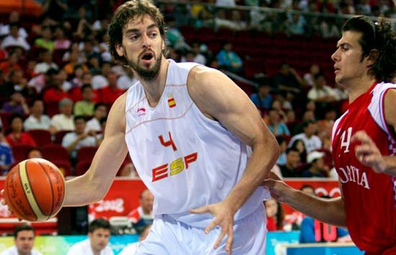Gasol y Alonso en apoyo a las víctimas 
