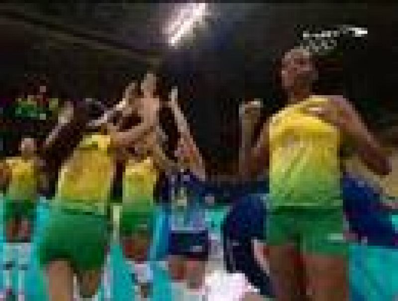Voleibol femenino.Semifinal China-Brasil 
