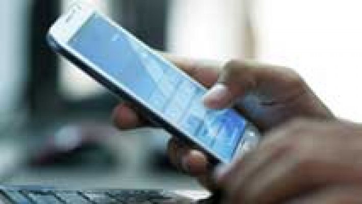 Telediario 1 - El uso abusivo de la tecnología conlleva riesgos de adicción