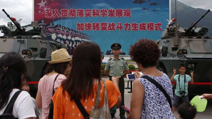 Telediario 1 - Los hongkoneses deciden si quieren otro sistema político