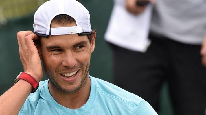 Telediario 1 - Nadal, malabarismos con la raqueta contra las críticas