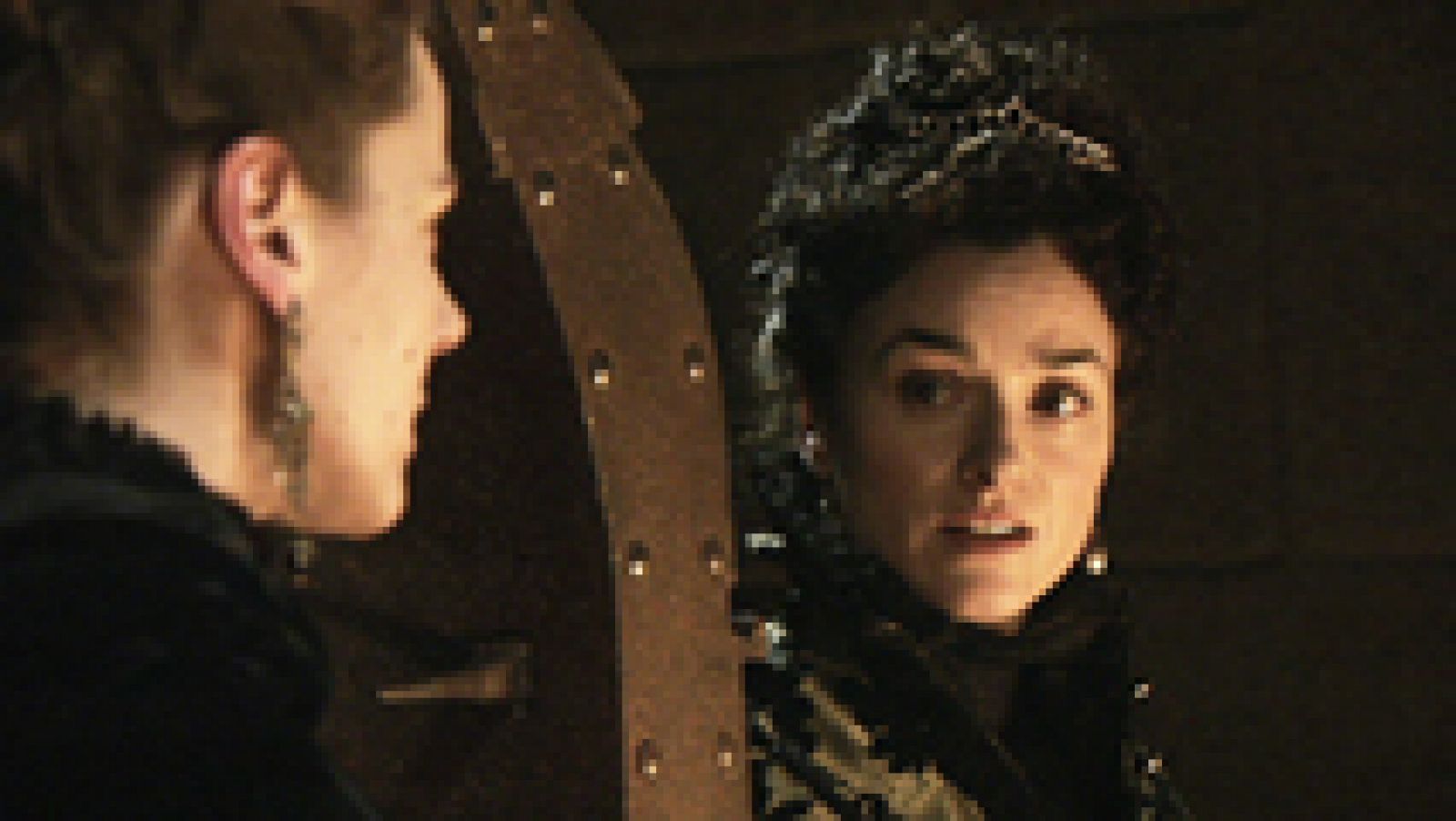 Águila Roja - La Reina se impone a Lucrecia | Ver