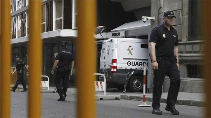 Telediario 1 - La Audiencia Nacional busca a narcotraficantes liberados