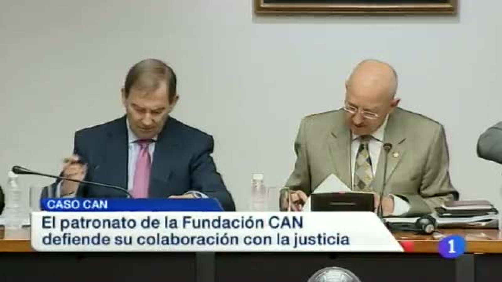 El Patronato de la Fundación Caja Navarra asegura que ha actuado de forma impecable con la justicia. El Gobierno de Navarra se plantea construir un segundo tunel en Belate. El visitante que acude a Sanfermines gasta una media de 110 euros al día. En Osasuna, Vasiljevic, Martín y Alfredo están a día de hoy fuera del club (01/07/2014)