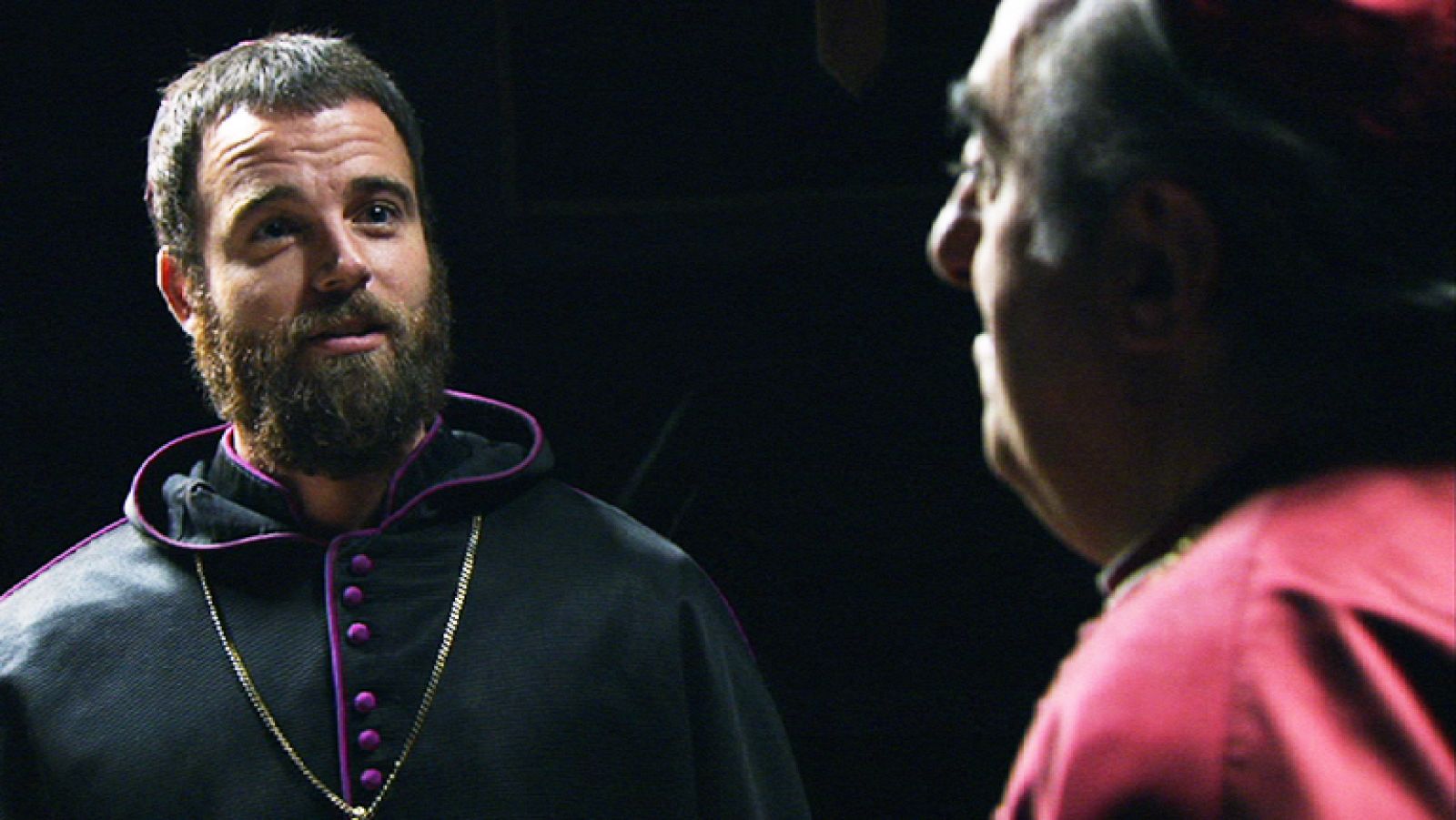 Águila Roja - Monseñor Adrián, irónico con el Cardenal Mendoza | Ver