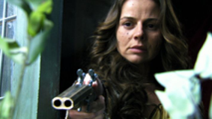 Águila Roja - Lucrecia dispara a... Nuño