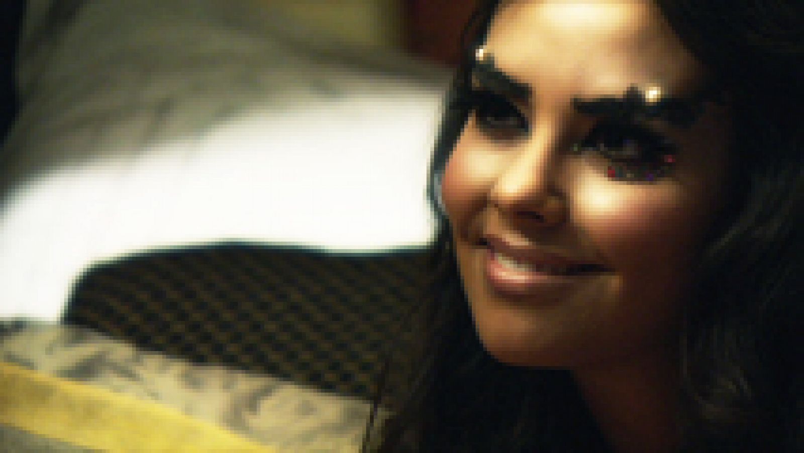 Águila Roja - El Comisario recuerda a Juana | Ver