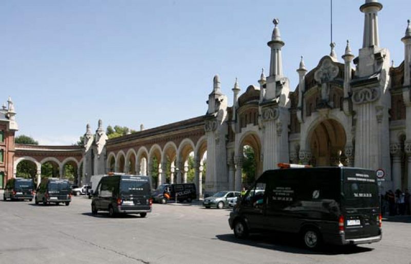 Última hora desde el cementerio de La Almudena sobre el ritmo de las identificaciones .