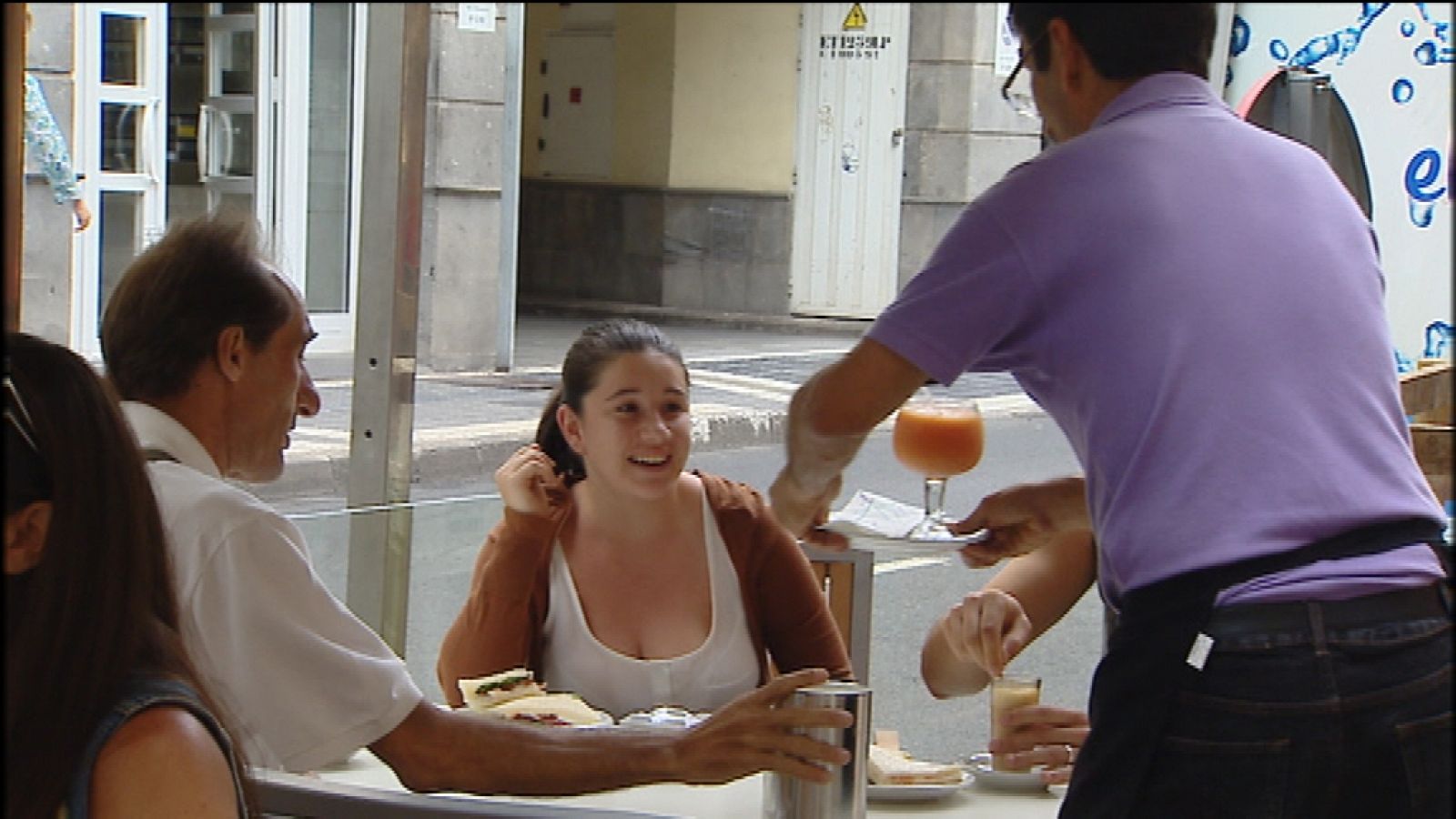 Telecanarias: Canarias en 2' - 02/07/14 | RTVE Play