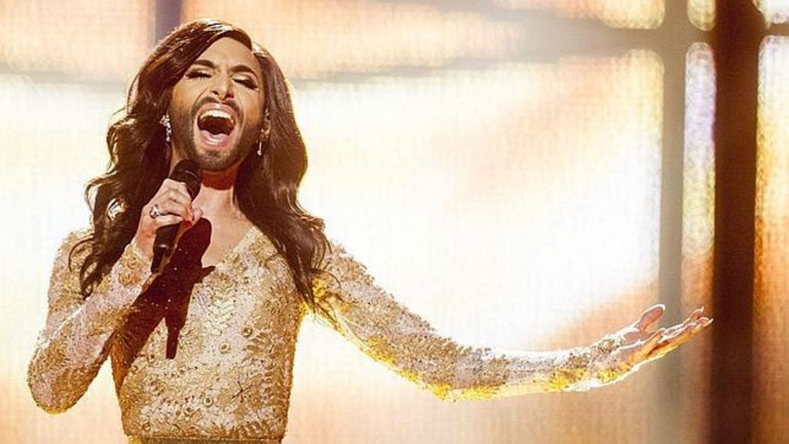 Las eurovisivas Conchita Wurst y Ruth Lorenzo darán el pistoletazo de salida a las Fiestas del Orgullo Gay en Madrid