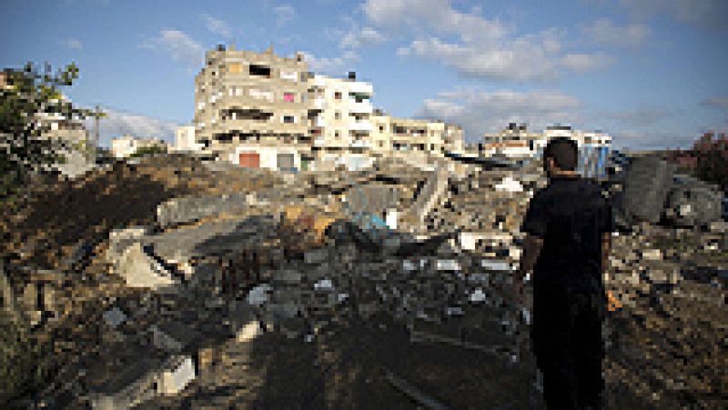 Diez palestinos heridos por los 15 ataques nocturnos de la aviación israelí sobre la Franja de Gaza