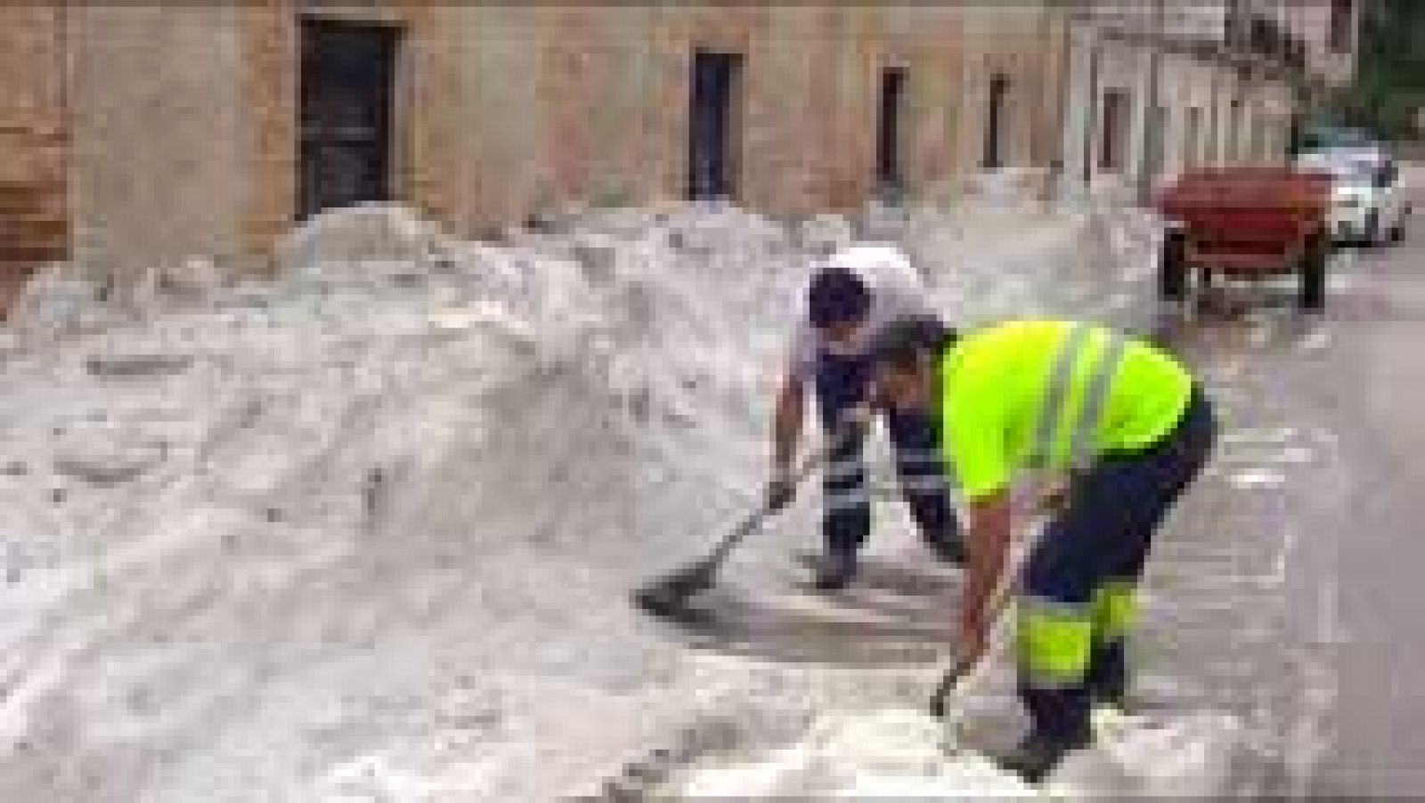 Telediario 1: Media España en alerta por lluvias y fuertes tormentas | RTVE Play