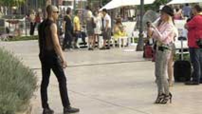 Telediario 1 - Los blogueros, los nuevos creadores de tendencias