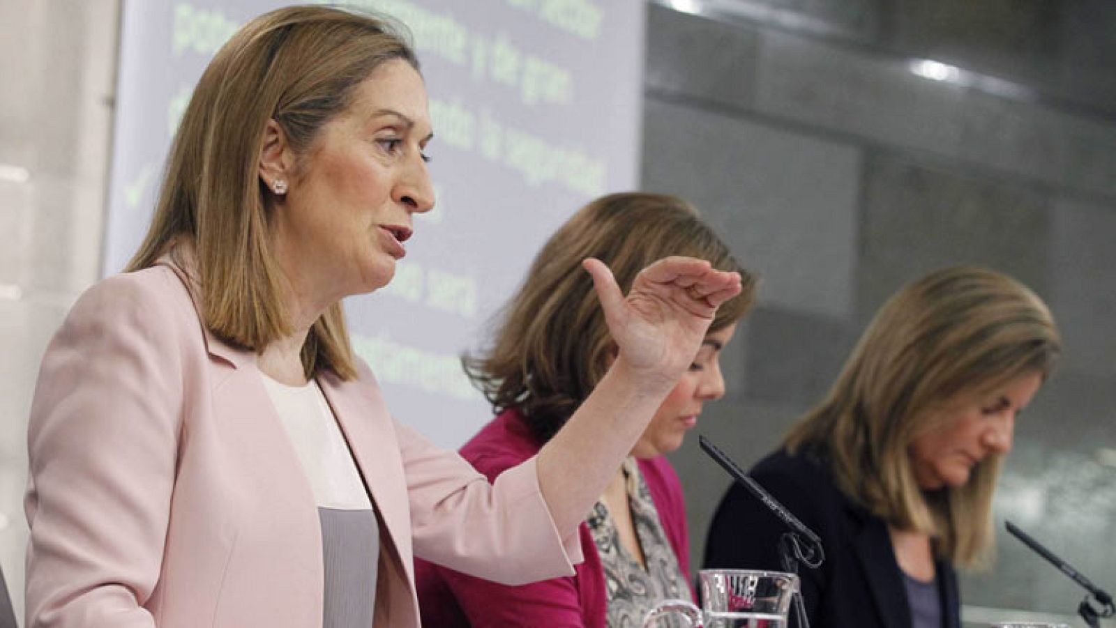 El Gobierno congela las tarifas de Aena hasta 2025 | Ver