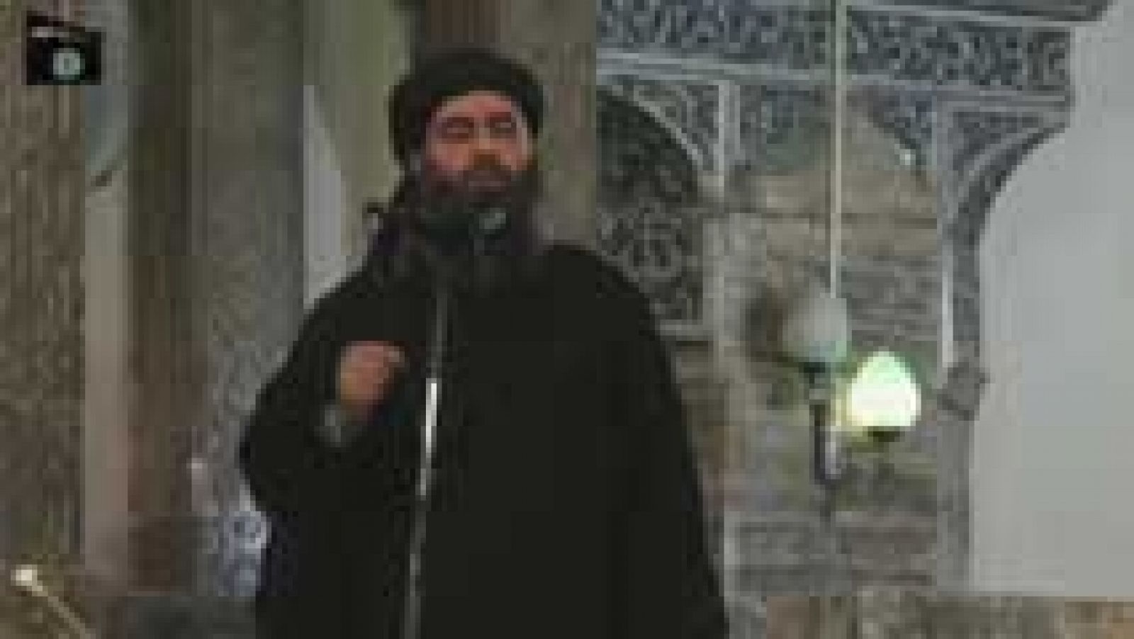 El recién autoproclamado califa y jefe del Estado Islámico, Al Bagdadi, ha aparecido por primera vez en público